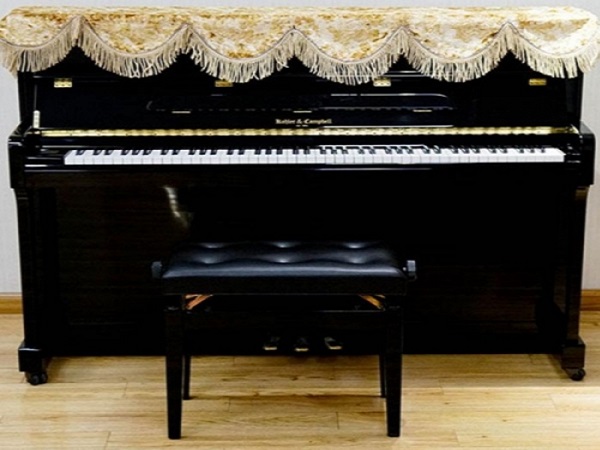 các loại upright piano