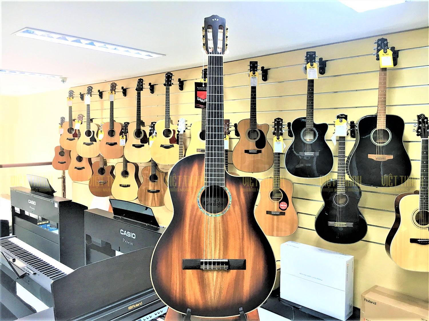 Đàn guitar Cordoba C4CE