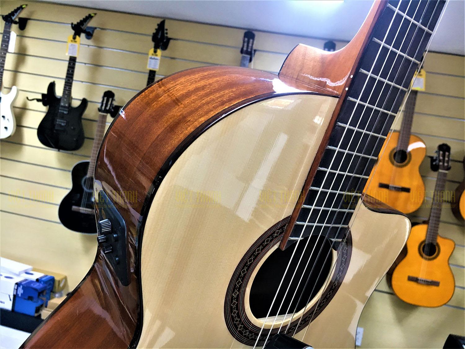Cordoba tích hợp EQ Fishman Isys Plus