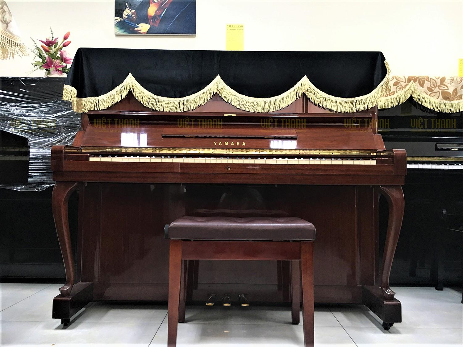 Đàn piano Yamaha W106B