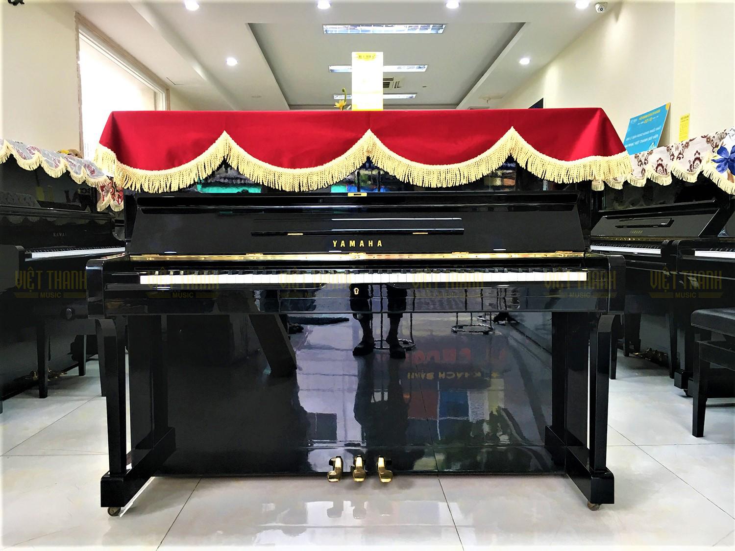 Đàn piano Yamaha U1H