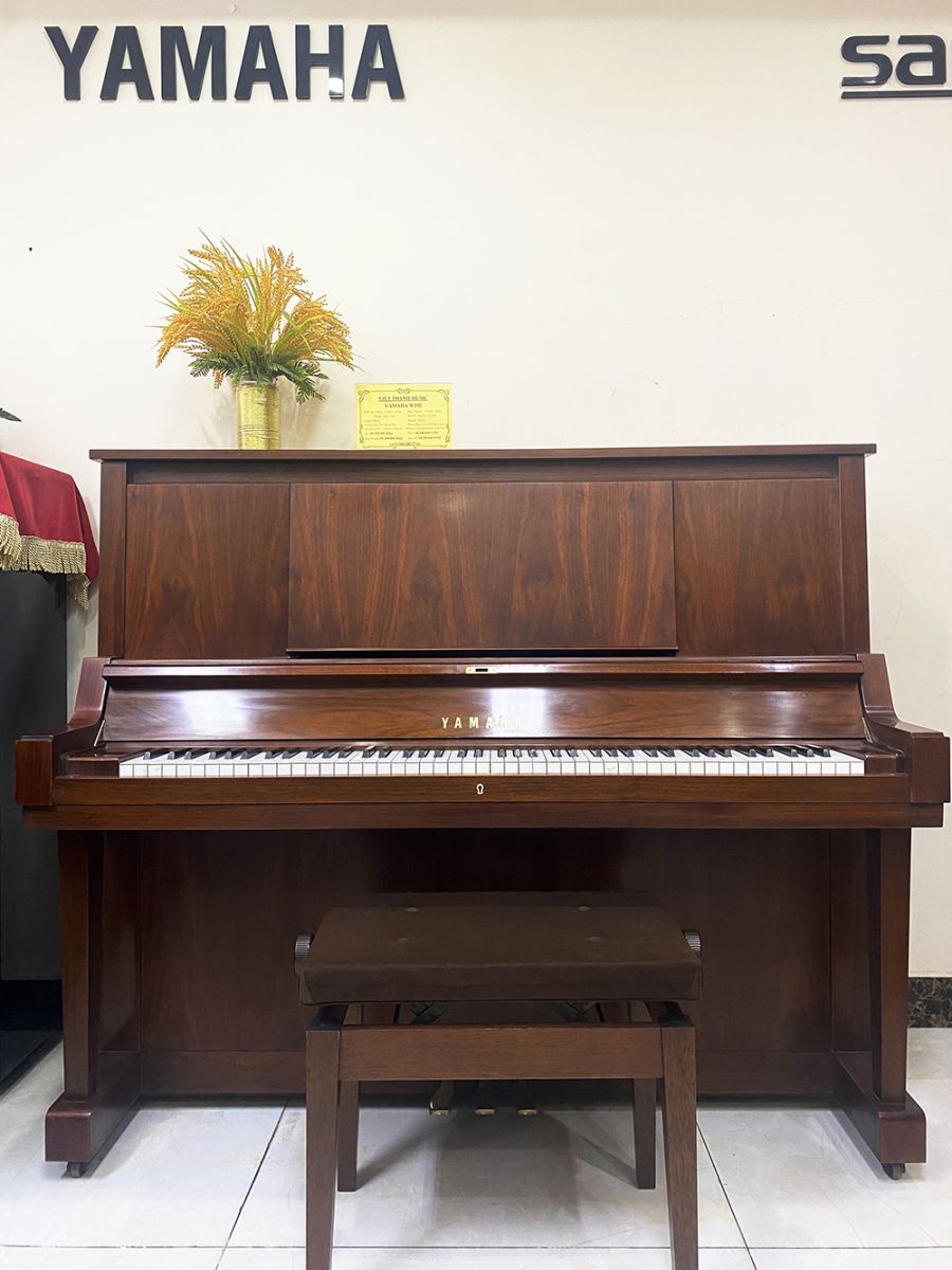 piano yamaha W102b