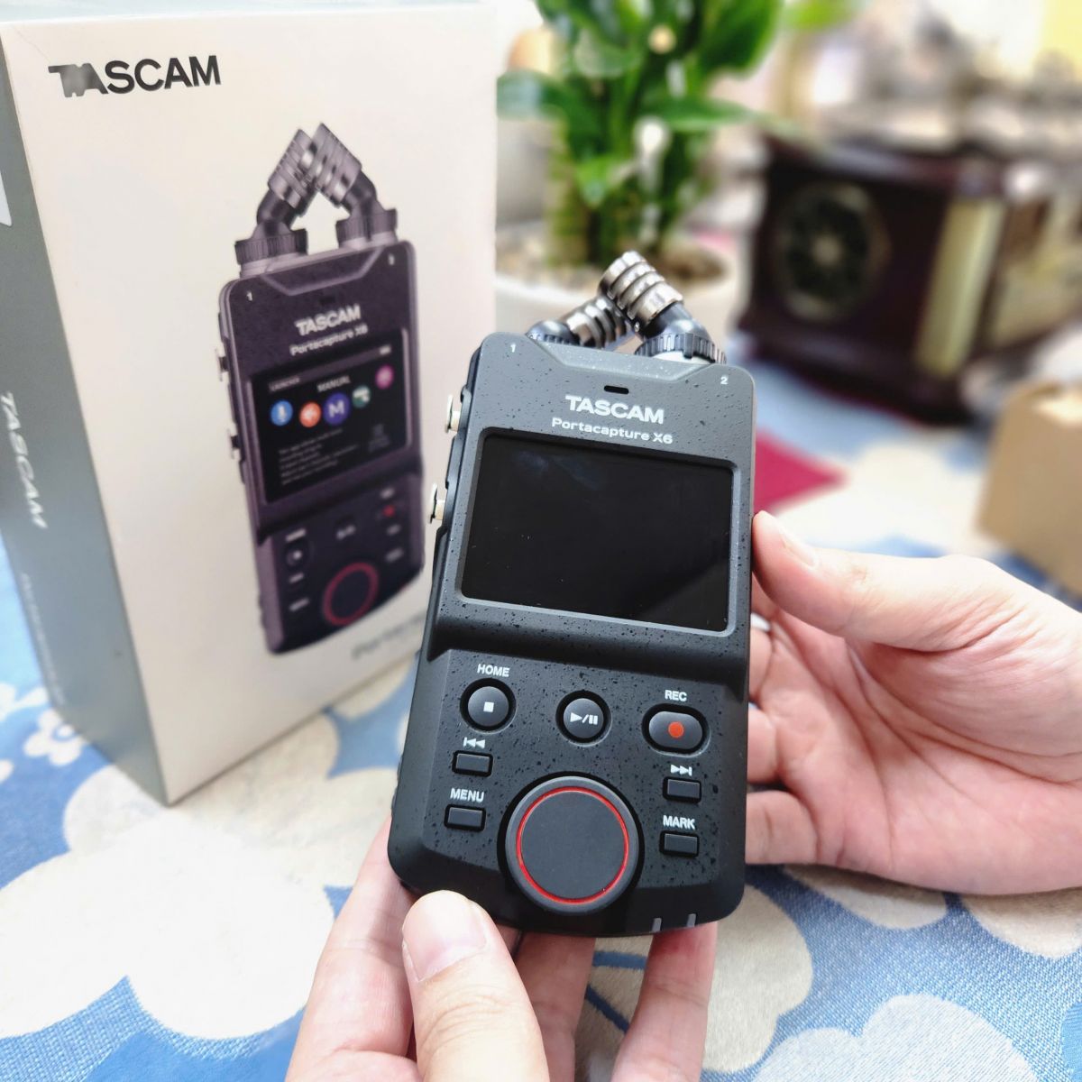 anh that may ghi am Tascam Portacapture X6