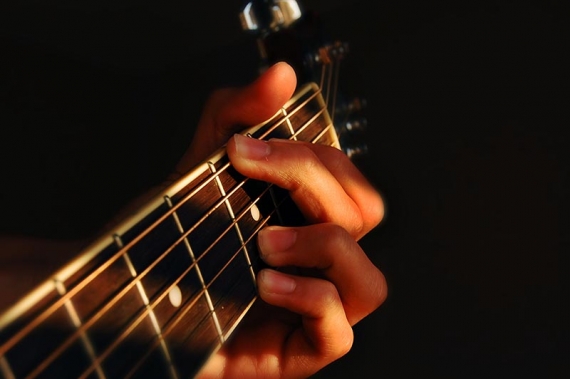 Hướng dẫn chỉnh dây đàn ukulele