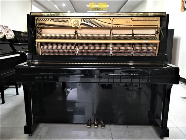 Đàn Piano Yamaha UX3