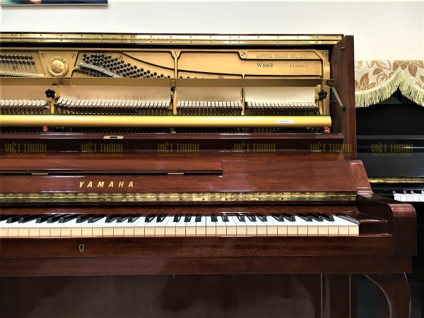 Đàn Piano Yamaha W106B