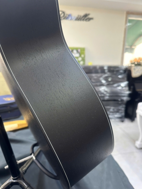 Đàn guitar Mantic GT10 GCBK
