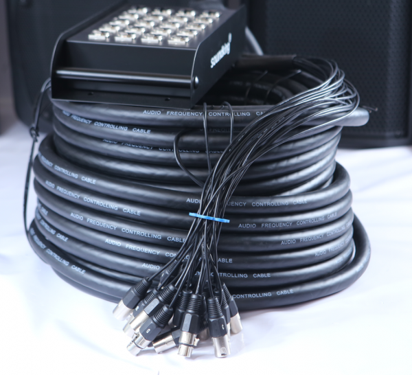 Hộp cáp line Soundking AH104-30M