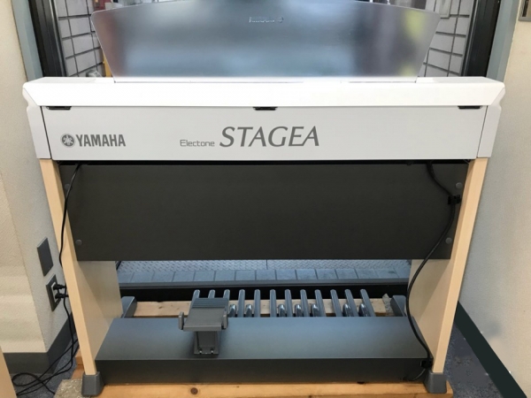 Organ Yamaha ELB-02
