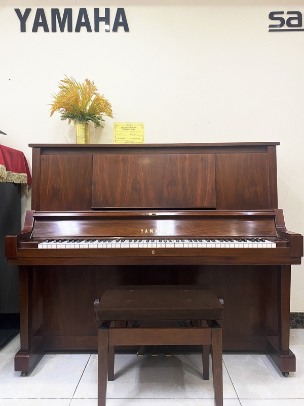 Đàn Piano Yamaha W102