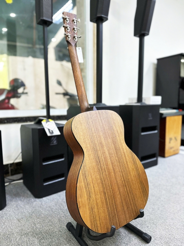 Guitar Eastman E3OM3