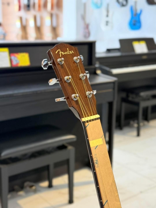 Guitar Fender CD-60SCE