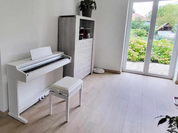 Đàn Piano Điện KAWAI KDP-120 (màu trắng)