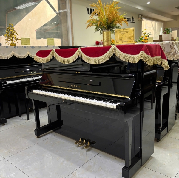 Đàn Piano Yamaha U1H