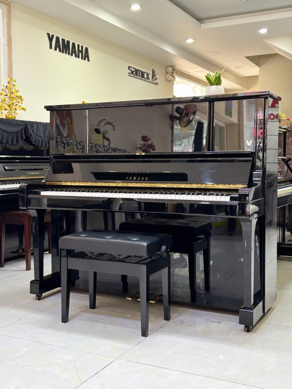 Đàn Piano Yamaha UX3