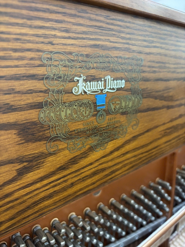 Piano Kawai NS-15 màu gỗ sáng tự nhiên