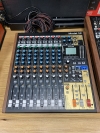 Mixer Tascam Model 12